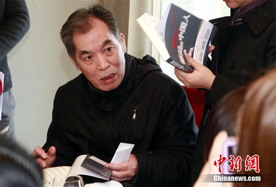 梁晓声接受媒体采访，称《郁闷的中国人》是其以一个作家的身份为两会呈上的特殊提案 ...